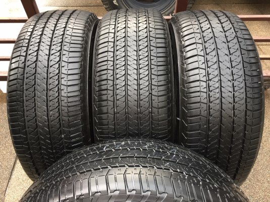 ยาง Bridgestone 265 60 18 สิ้นปี12 ดอกเต็ม ใช้กันยาว ราคาไม่แพง