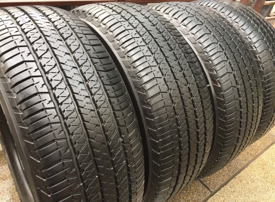 ยาง Bridgestone 265 60 18 สิ้นปี12 ดอกเต็ม ใช้กันยาว ราคาไม่แพง