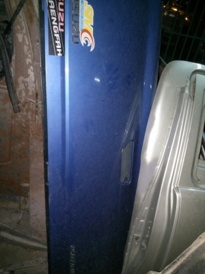 ฝาปิดท้ายอีซุดีแม็คแค๊ป