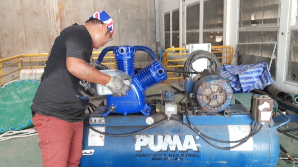 รับซ่อมปั้มลม overhaul ลูกสูบ สกรู แวนทุกยี่ห้อ 0912152886,0835848866