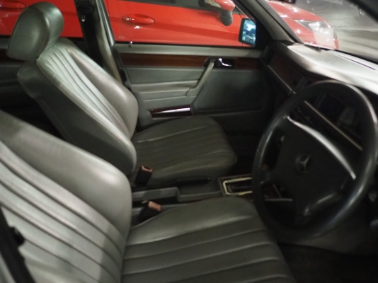 BENZ 190e 2.0 cc. A/T BENZ 190e 2.0 cc. A/T