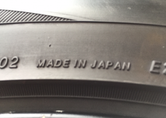 ล้อ XD Rockstar ขอบ20 สภาพสวย ไม่มีซ่อม พร้อมยาง Yokohama 275 55 20 ปี14 ดอกเต็ม ใช้กันยาว ราคาไม่แพง