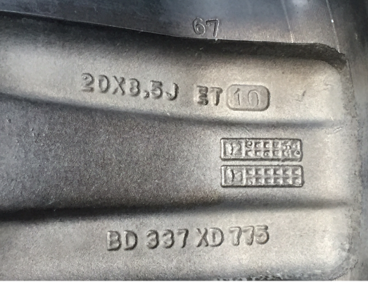 ล้อ XD Rockstar ขอบ20 สภาพสวย ไม่มีซ่อม พร้อมยาง Yokohama 275 55 20 ปี14 ดอกเต็ม ใช้กันยาว ราคาไม่แพง