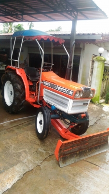 สีนวนจัดให้ Kota 22.02 DT สภาพสวย เครื่องดี เพลาเดียวมีใบดัน พร้อมใช้งาน สนใจติดต่อ 089-9638932 สีนวนจัดให้ Kota 22.02 DT สภาพสวย เครื่องดี เพลาเดียวมีใบดัน พร้อมใช้งาน สนใจติดต่อ 089-9638932