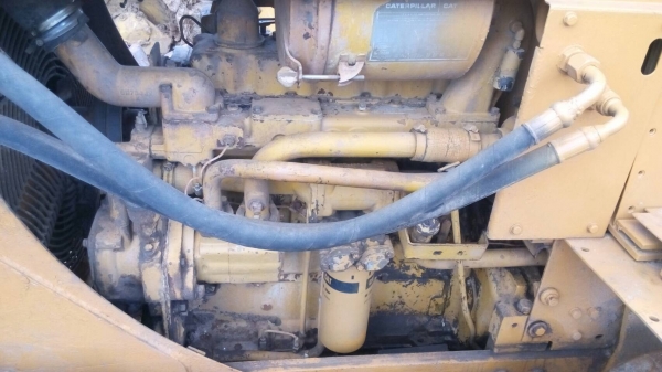 ขายรถแทรกเตอร์ D-4-E หัวฉีดไดเร็ก ช่วงล่าง 80\% สภาพพร้อมใช้งาน ขายไม่แพงครับ