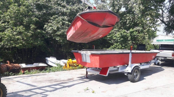 ขายเรือไฟเบอร์ท้องแบน18.5ฟุต กว้าง170 สภาพสวยครับมีหลายลำ ขายลำล่ะ 18600 บาท เอาเครื่องเกาะท้ายวื่งได้เลย ขายเรือไฟเบอร์ท้องแบน18.5ฟุต กว้าง170 สภาพสวยครับมีหลายลำ ขายลำล่ะ 18600 บาท เอาเครื่องเกาะท้ายวื่งได้เลย