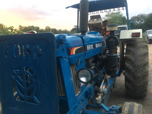 รถไถฟ๊อต 6600T5พร้อมเล่มทะเบียน อุปกรครบมีผานหน้าและผานหลังมีผานยกล่องไห้ราคา370000 รถไถฟ๊อต 6600T5พร้อมเล่มทะเบียน อุปกรครบมีผานหน้าและผานหลังมีผานยกล่องไห้ราคา370000