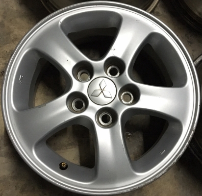 เเม็ก Misubishi Triton ขอบ 15 เเม็ก Misubishi Triton ขอบ 15