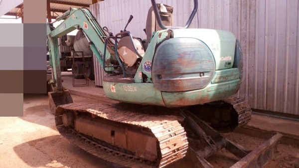 ขายรถขุดแบ็คโคเล็ก komatsu pc45-8 เก่านอกเอกสารใบอินวอยซ์ บูชสลักใหม่เครื่องเดิม ช่วงล่างดี