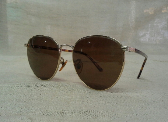 แว่นตาวืนเทจแฮนด์เมดยุค &#039;80s &#039;หยดน้ำ จอห์น เลนนอน&#039;  Vintage CHARLIE handmade in Japan  22KGP