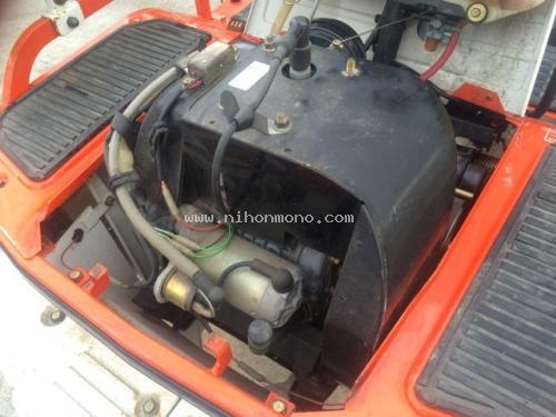 รถปลูกข้าวดำนานั่งขับ รหัสสินค้า : 80904402 ยี่ห้อ : KUBOTA รุ่น : S1-400R