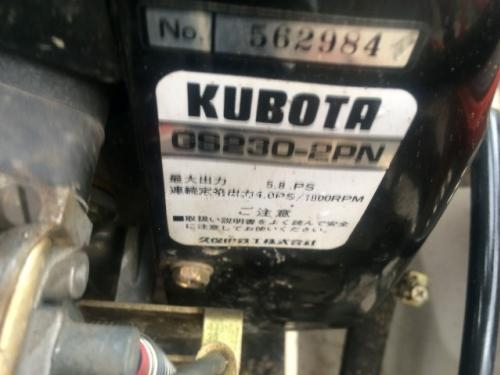 รถปลูกข้าวดำนานั่งขับ รหัสสินค้า : 80904402 ยี่ห้อ : KUBOTA รุ่น : S1-400R