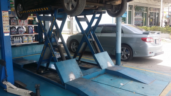 ลิฟท์ยกรถ เอ็กลิฟ  ลิฟเอ็ก