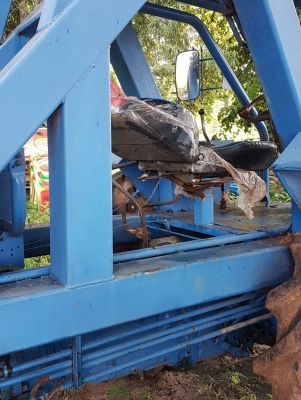 ขายรถคีบอ้อย