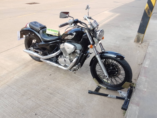 ขายคับ HONDA STEED400 เดิมๆ สีสวยพึงเก็บงาน โครเมี่ยมเงา ทะเบียนพร้อมโอนไม่ขาด ราคา 82500 บาท ส่งได้ทั่วไทยคับ สนใจติดต่อ 081-0578282 FACEBOOK ชาญณรงค์ ป๊อป ชัยอมฤต ไอดีไลน์ POPBIGBIKESAKON คับ สนใจรถสวย ถูก ดี ต้อง POP BIGBIKE SAKONNAKHON คับ คลิปวิดีโอ