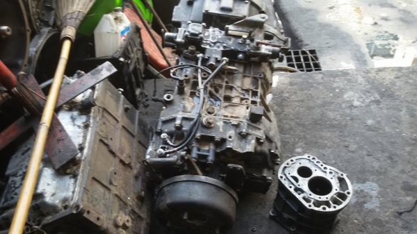 ZF270 ยูโร 2 ราคา125000 เกียร์สวย ZF270 ยูโร 2 ราคา125000 เกียร์สวย