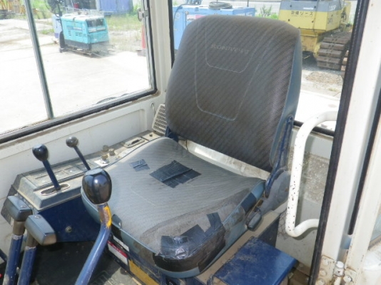 Komatsu PC40-6 เก่าญี่ปุ่น ตู้เก๋ง รถสวย แทรคเหล็ก