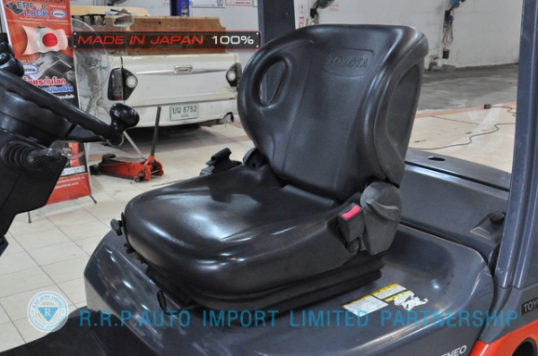 ขายรถโฟล์คลิฟท์มือสอง TOYOTA รุ่น  8FG15-11920 ราคา 295,000 บาท นำเข้าจากประเทศญี่ปุ่น 100\% ไม่เคยใช้งานในไทย