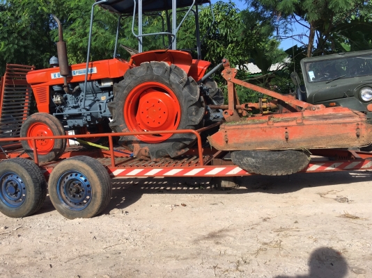 ขายถูกๆค่ะ รถไถคูโบต้า 24แรง พร้อมผานตัดหญ้า