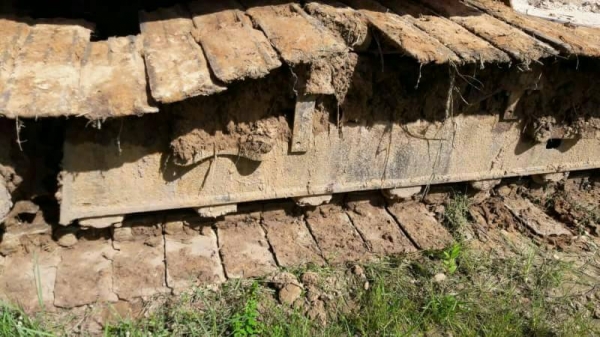 ขาย 415,000KOBELCO  SK200 MARK 3  (เก๋งเทา กล่องไฟฟ้ามี  จอมี )เครื่องดี ไฟฟ้าครบ   รถอยู จ.ยโสธร  090-772-3710 090-772-3708