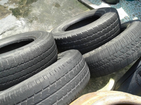 ยาง 195R14  4 เส้นนี้ ราคา 1390 บาท