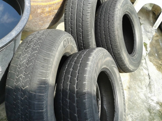 ยาง 195R14  4 เส้นนี้ ราคา 1390 บาท
