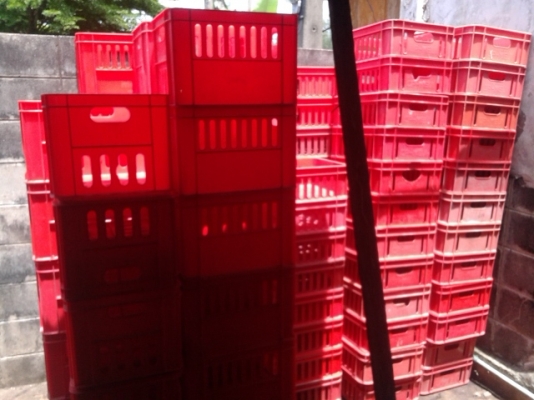 ลังพลาสติกเอนกประสงค์มือสองเหลือแต่อันเล็ก