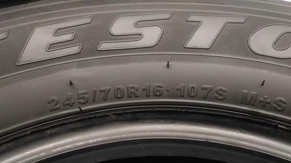 ลูกค้าฝากขายด่วน ดีสโตนPayak R403 245 70 16 ผลิตปี 16 ซื้อมาผิดไซส์ ขายถูก 9,800 NET ใส่ ถ่วง ฟรี ค่ะ