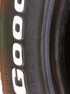 ยาง bf all 275/65/17 ปี 14 ยาง bf all 275/65/17 ปี 14