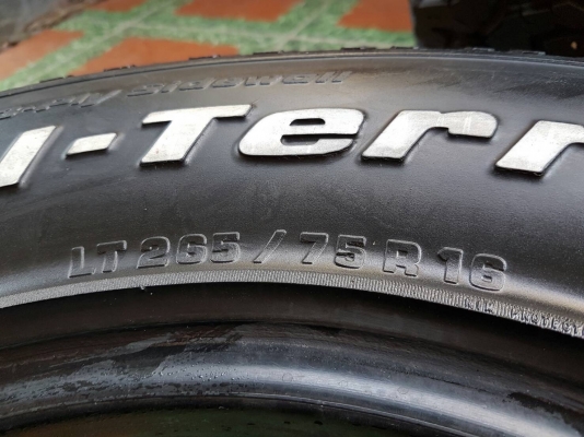 ยาง bf all 265/75/16 ปี 13