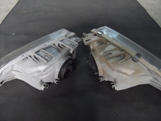 ไฟหน้ารถยนต์มือสอง ฮอนด้า ซีวิค ปี 92 ของแท้นำเข้าจากญี่ปุ่น