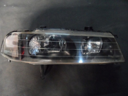 ไฟหน้ารถยนต์มือสอง โคมดำ ฮอนด้า พีรูด ของแท้นำเข้าจากญี่ปุ่น