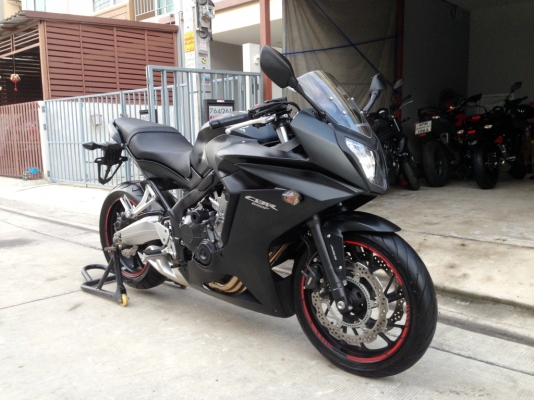 ((ดาวน์45000)) ขาย CBR650f ปี2014 วิ่งน้อย สภาพดี ราคา 245000 บาท(รับเทริ์น)