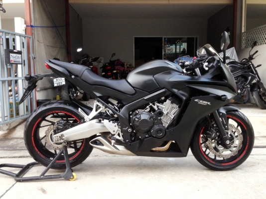 ((ดาวน์45000)) ขาย CBR650f ปี2014 วิ่งน้อย สภาพดี ราคา 245000 บาท(รับเทริ์น)
