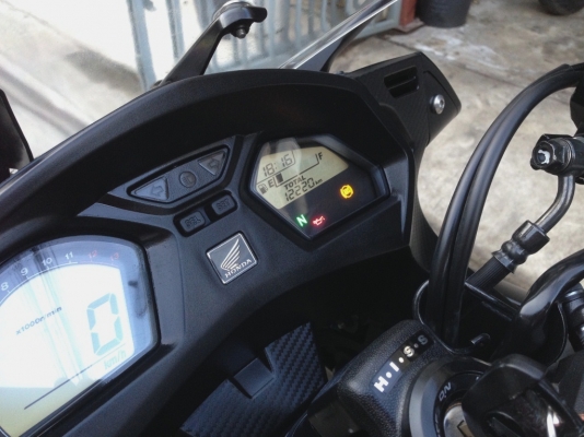 ((ดาวน์45000)) ขาย CBR650f ปี2014 วิ่งน้อย สภาพดี ราคา 245000 บาท(รับเทริ์น)