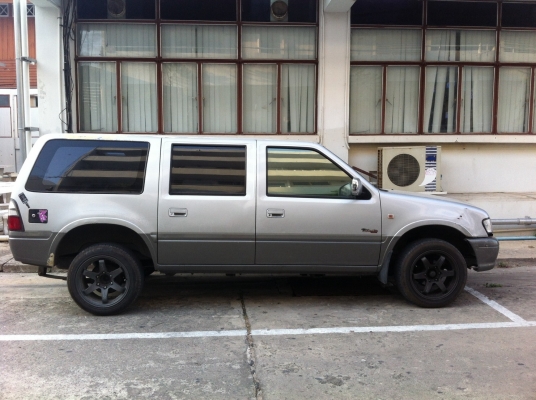 กระจกข้าง ชุดหลัง isuzu dragon thairung คู่ละ 2000บาท