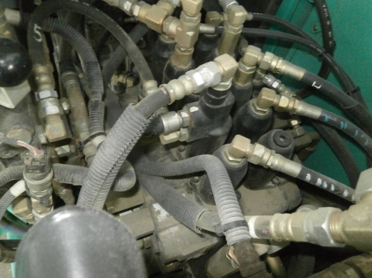 Kobelco SK135SR-1ES-YY04-09976 ปี 2007 สภาพสวยมาก ๆ นำเข้าจากญี่ปุ่น