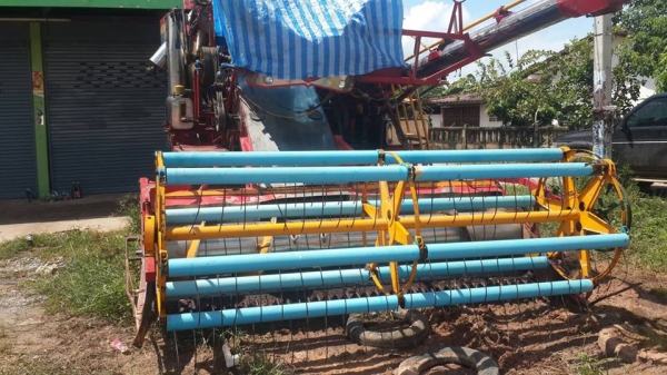 ขายรถเกี่ยวข้าว เกษตรพัฒนา เครื่อง195เทอร์โบว์ ช่างล่าง10 ระบบทำงานปกติ เช็คคอลงงานได้เลย