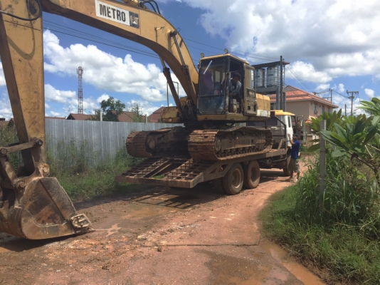 ขายถูก CAT E200 B ลดราคา เหลือ 400,000 ขายถูก CAT E200 B ลดราคา เหลือ 400,000