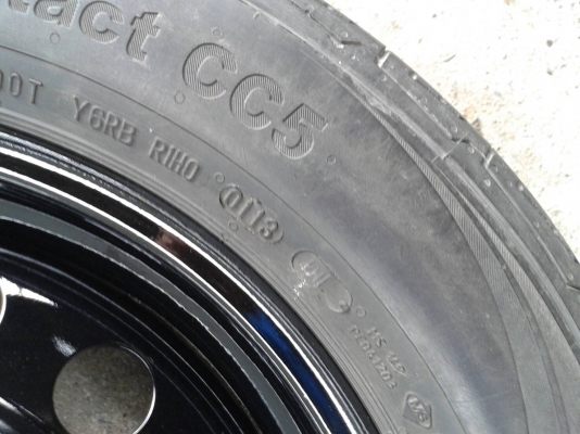 ล้อกะทะขอบ15นิ้ว4รู100 พร้อมยาง สวยๆ ชุดนี่ ราคา 1900 บาท