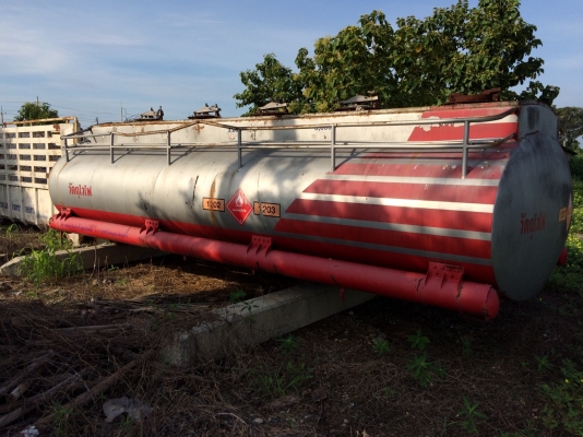 ประกาศขายด่วน ถังบรรจุน้ำมัน