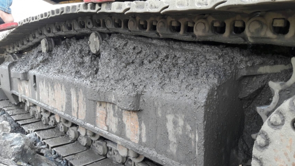 ขายรถแบคโฮ KOMATSU PC300-8 เอกสารเล่มทะเบียน ไมล์ 12642 ชม.ราคา 1550000