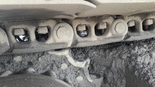 ขายรถแบคโฮ KOMATSU PC300-8 เอกสารเล่มทะเบียน ไมล์ 12642 ชม.ราคา 1550000