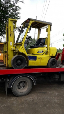 ขายด่วนรถยกKOMATSU FG20-14 ยก2ตันเสาสูง3เมตรยางตัน4เส้นระบบแก็สเมืองนอกกะจกปัดนำฝนรถนอกนำเข้ายังไม่เคยใช้งานในเมืองไทยเลย=รุ่นใหม่ขายถูกๆๆ
