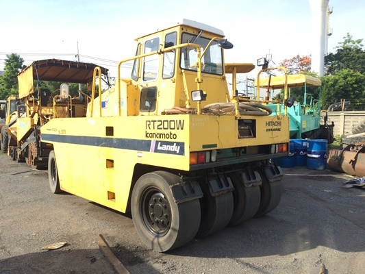 Hitachi/Dynapac : RT200WT แบบห้องเก๋ง,เครื่องเกียร์ดี,ยางสวย นำเข้าจากญี่ปุ่นครับ Hitachi/Dynapac : RT200WT แบบห้องเก๋ง,เครื่องเกียร์ดี,ยางสวย นำเข้าจากญี่ปุ่นครับ
