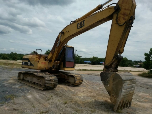 ขายรถแบคโฮ CAT 320 V2 เอกสารเล่มทะเบียน ระบบไฟเต็ม ราคา 780000