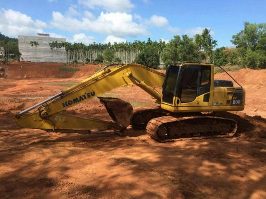 ขายรถแบคโฮ KOMATSU PC200-8 เอกสารเล่มทะเบียน ไมล์ 11500 ชม.ราคา 1450000