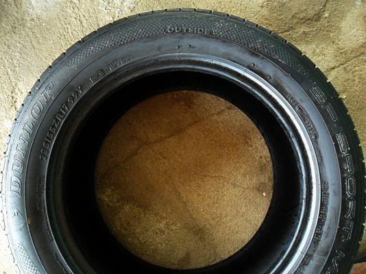 ยาง17 โยโกฮาม่า+ดันล็อป 235-55-R17ลงพื้นปี15 (4เส้น 2,900)