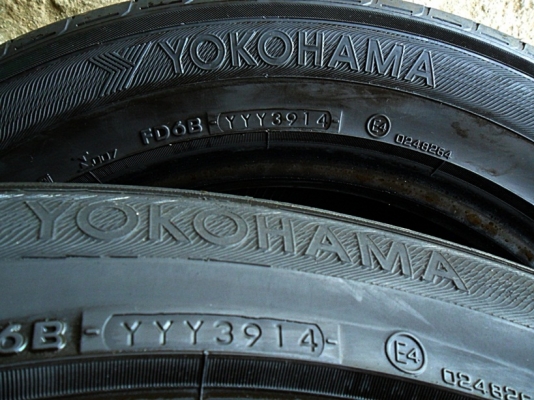 ยาง17 โยโกฮาม่า+ดันล็อป 235-55-R17ลงพื้นปี15 (4เส้น 2,900)
