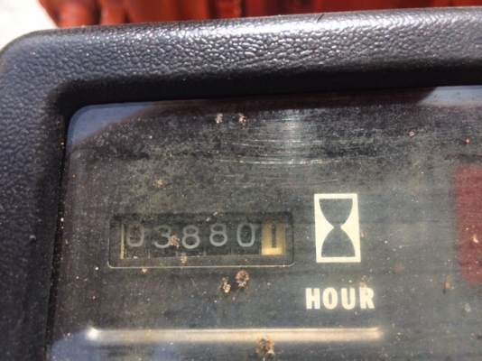 TOYOTA 2.5ตัน เสา 6เมตร รุ่น5 เครื่องยนต์ดีเซล นำเข้าจากญี่ปุ่น โทร.090-986-2521 อ๊อบ